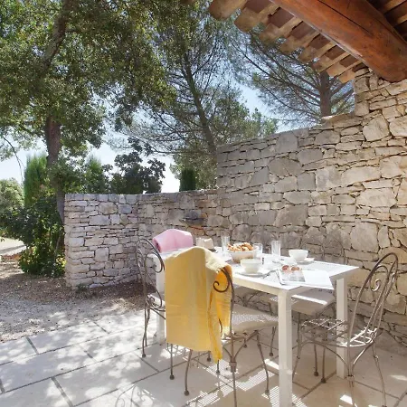 With Ac, 3 Km From Gordes